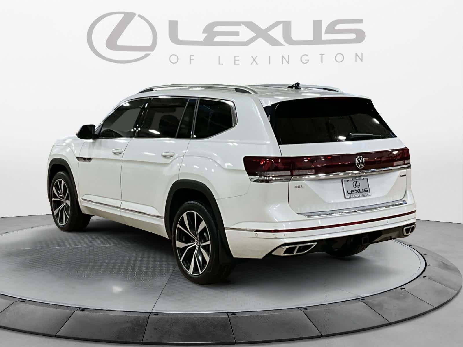 2024 Volkswagen Atlas 2.0T SEL Premium R-Line