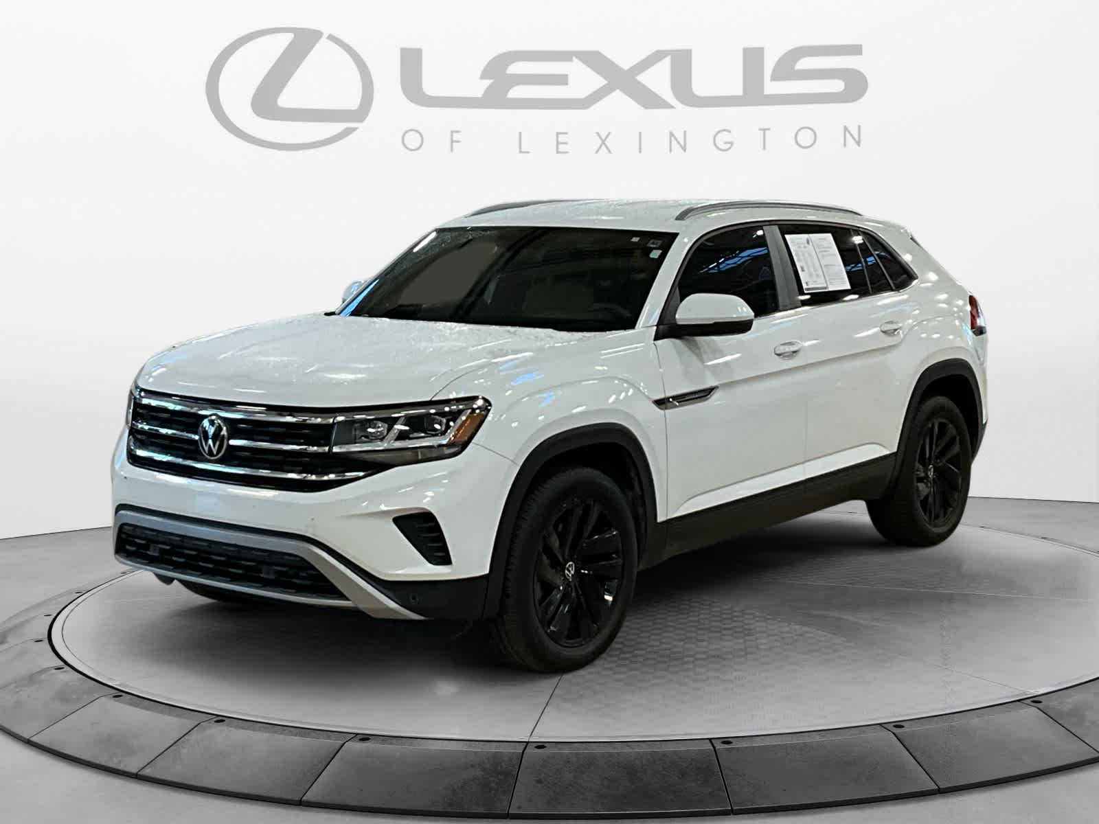 2022 Volkswagen Atlas Cross Sport 2.0T SE w/Technology