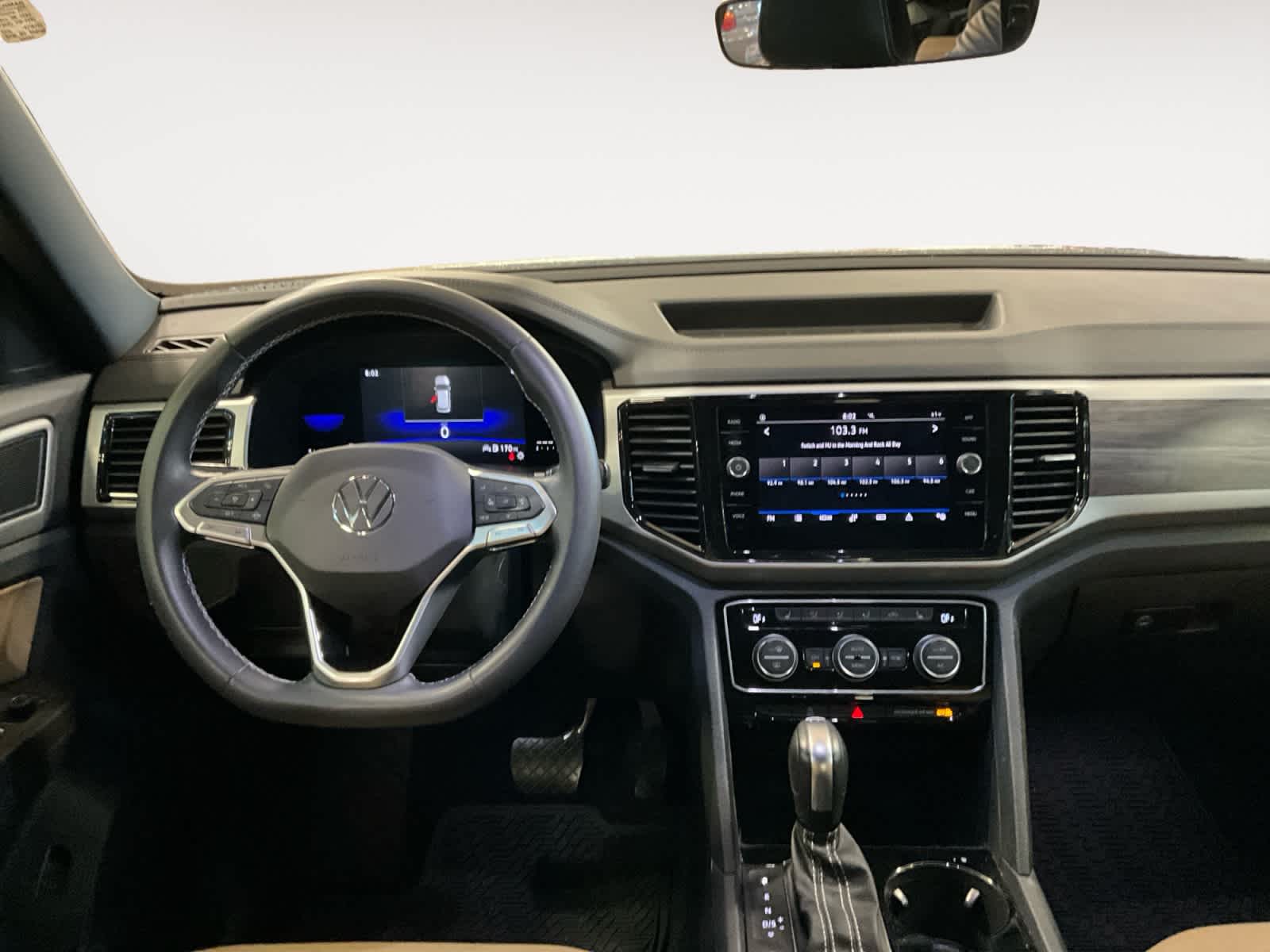 2022 Volkswagen Atlas Cross Sport 2.0T SE w/Technology