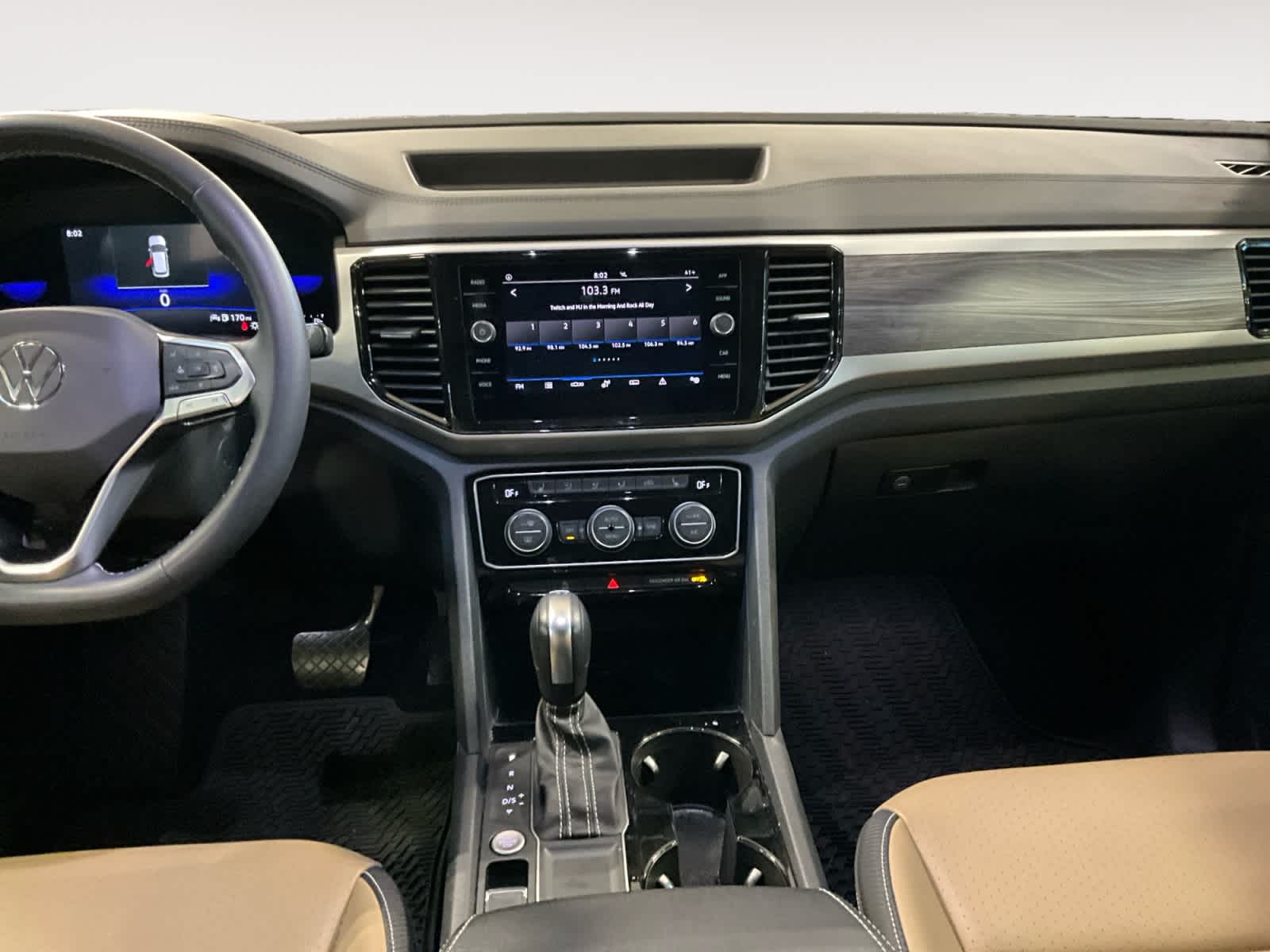 2022 Volkswagen Atlas Cross Sport 2.0T SE w/Technology