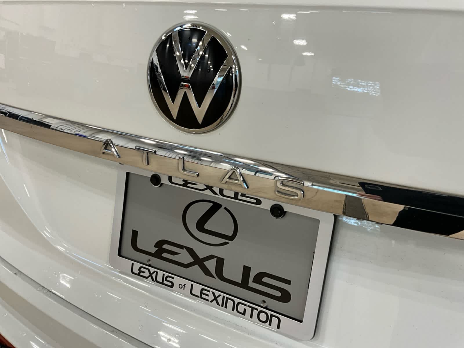 2022 Volkswagen Atlas Cross Sport 2.0T SE w/Technology