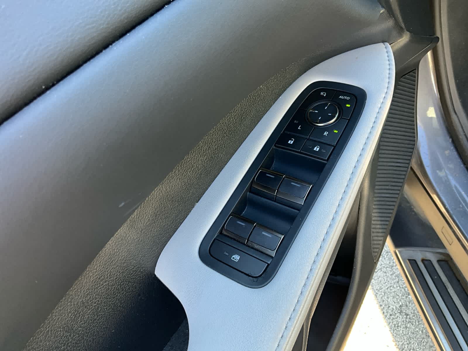 2023 Lexus RX 350h Premium