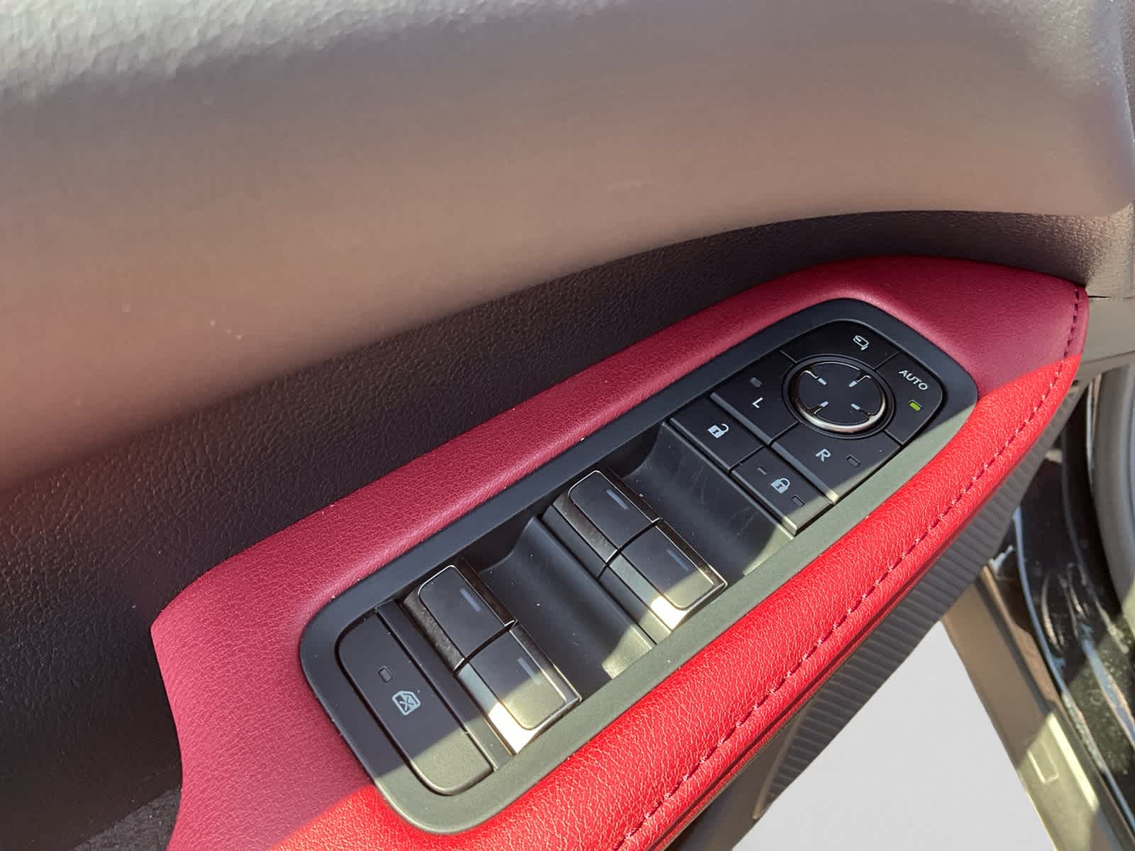 2023 Lexus RX 500h F SPORT Performance