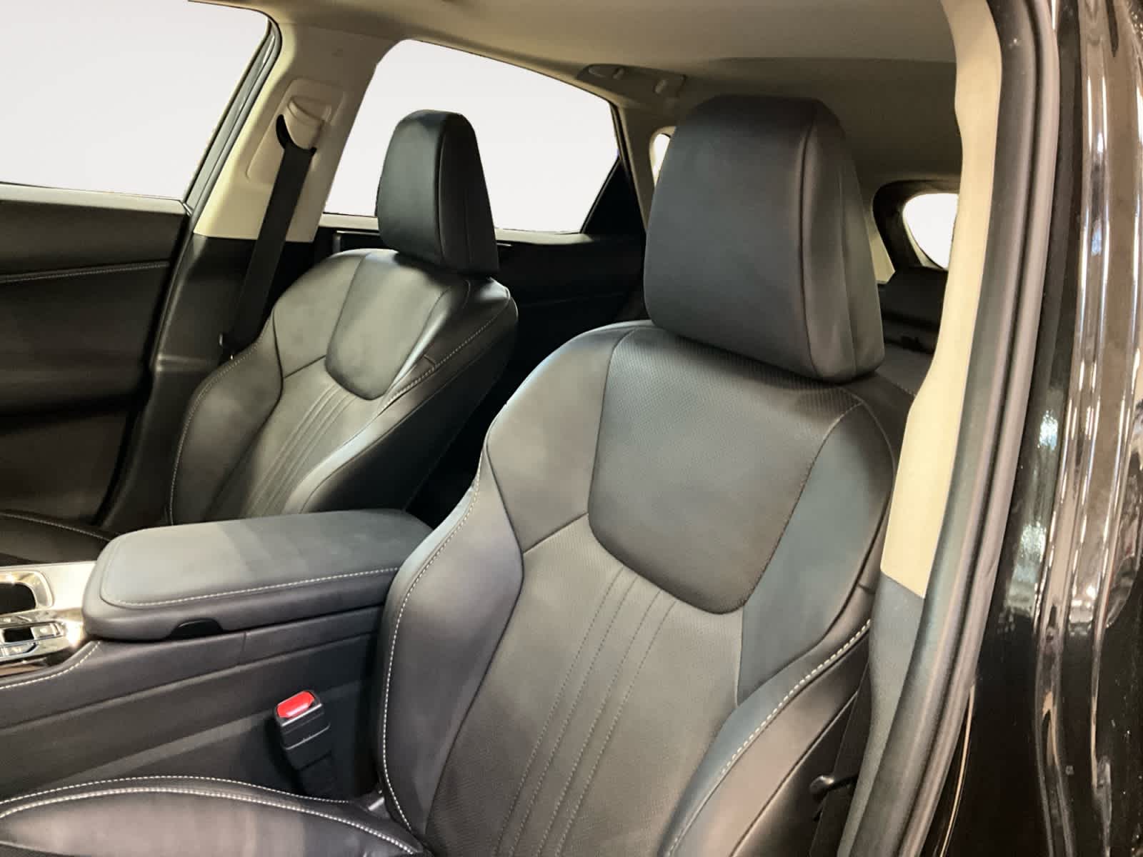 2025 Lexus NX 250 Premium