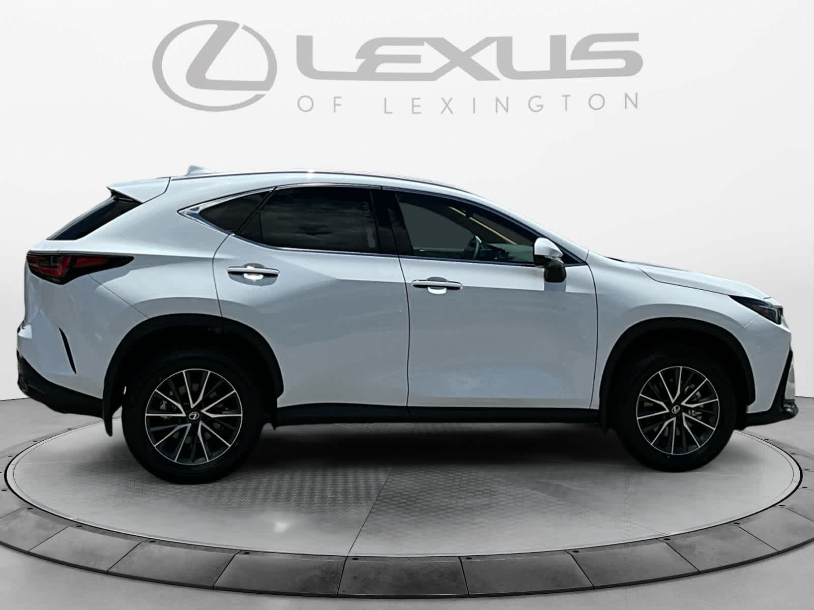 2026 Lexus NX 350h Premium