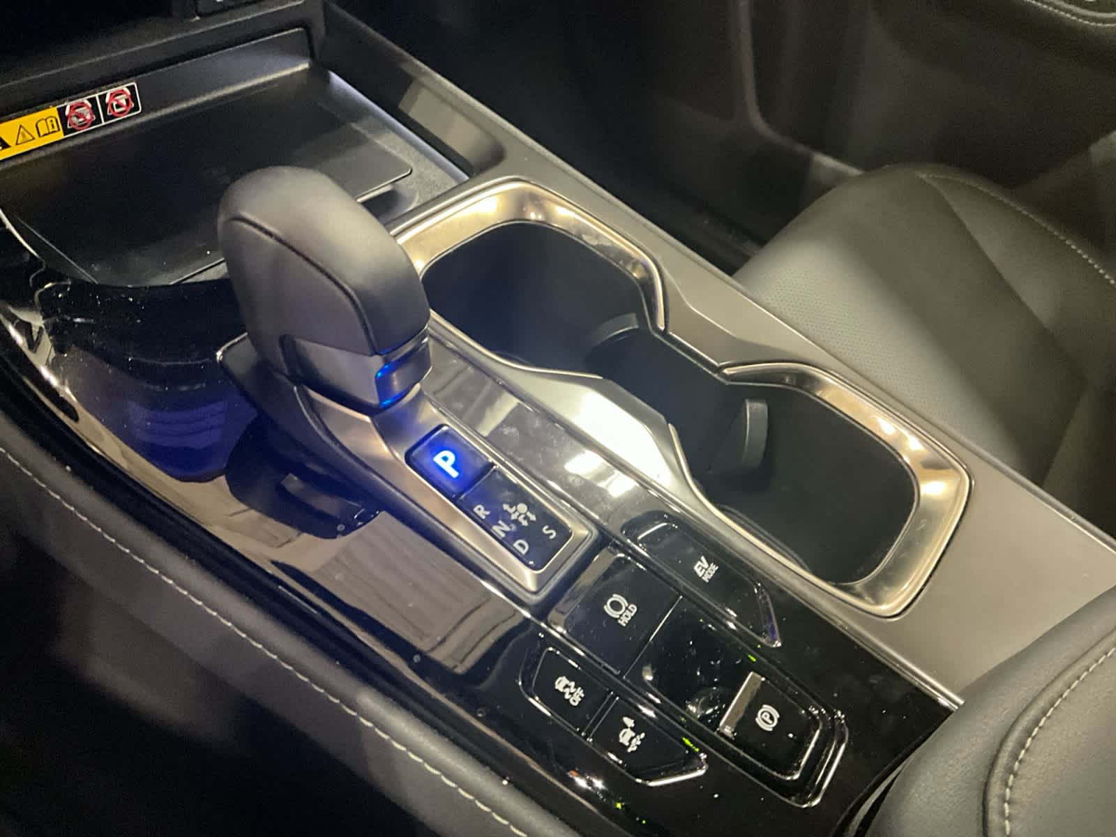 2025 Lexus NX 350h Premium