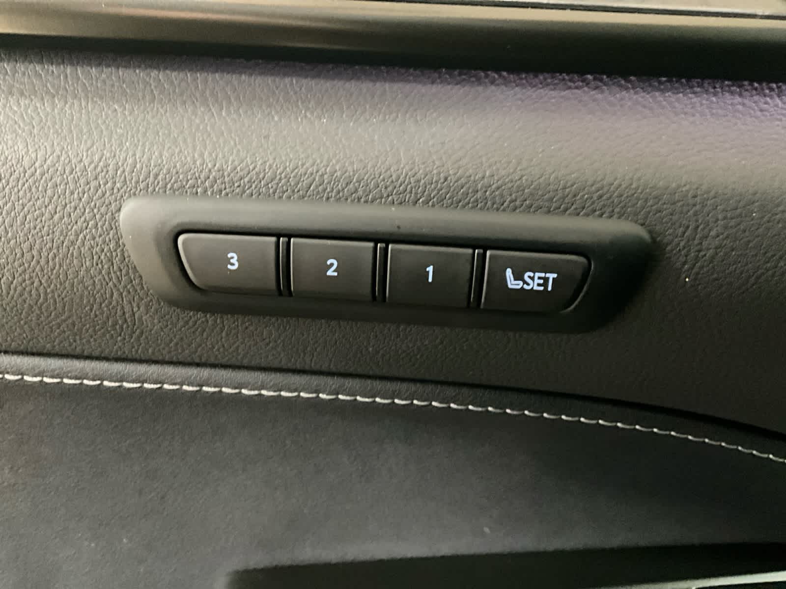2023 Lexus NX 350h Premium