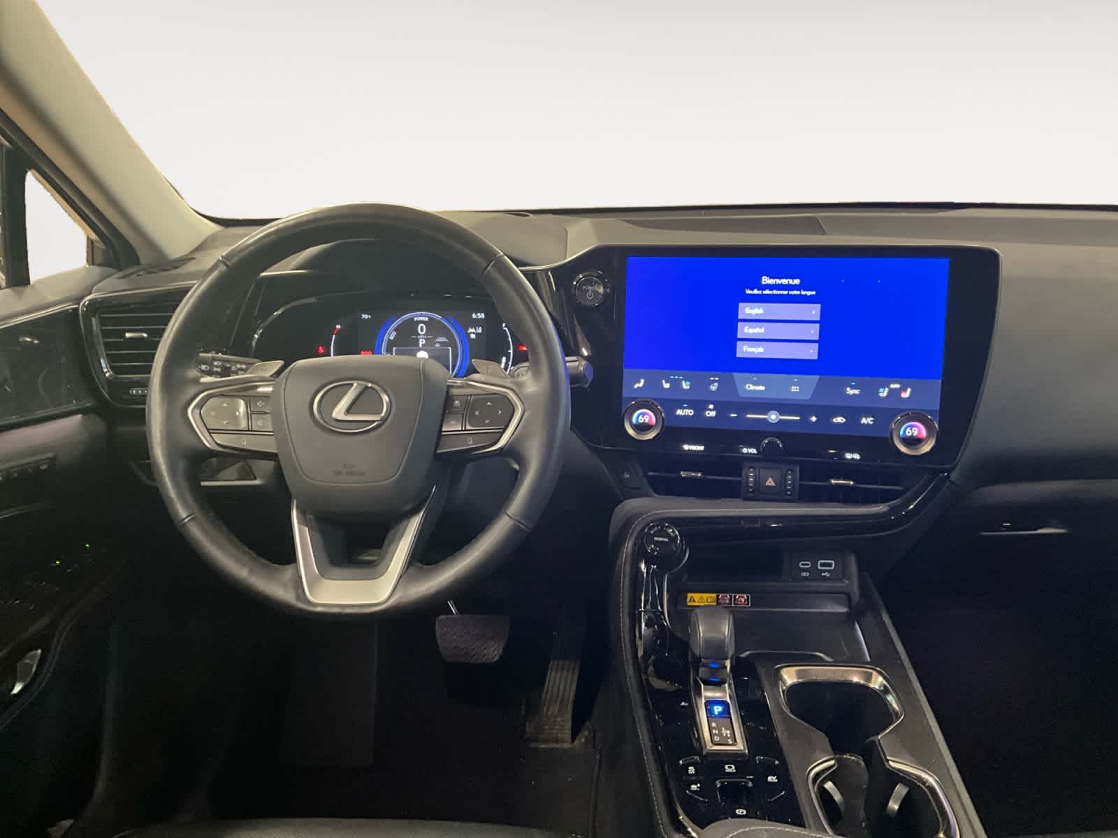 2025 Lexus NX 350h Premium