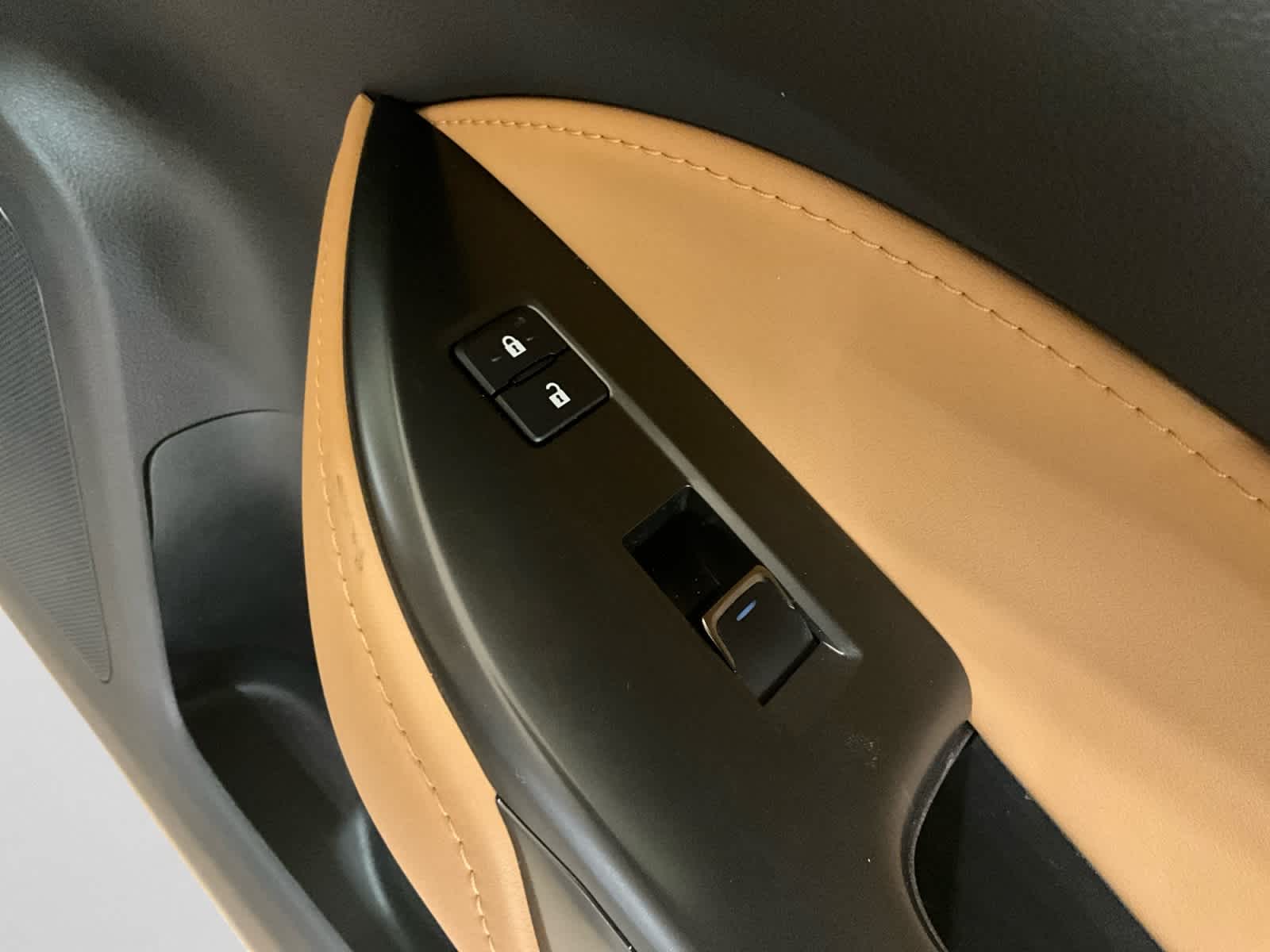 2025 Lexus NX 350h Luxury