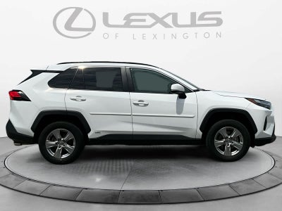 2022 Toyota RAV4 Hybrid XLE