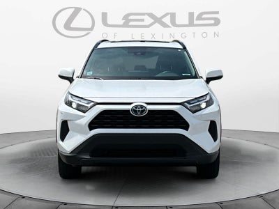 2022 Toyota RAV4 Hybrid XLE