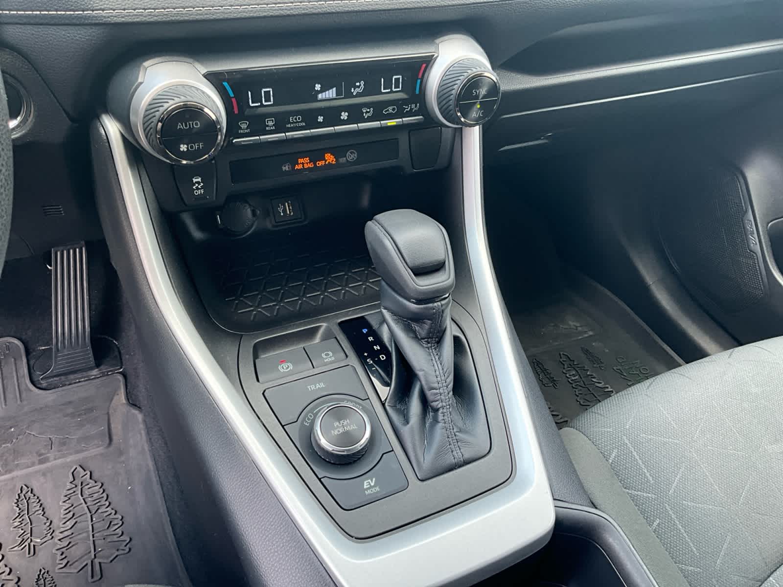 2023 Toyota RAV4 Hybrid Woodland