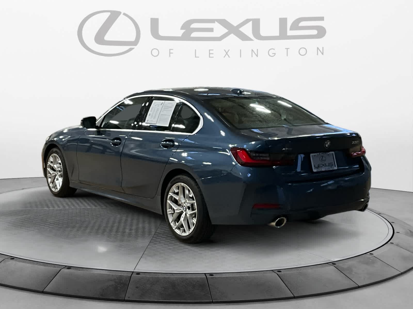 2025 BMW 3 Series 330i xDrive