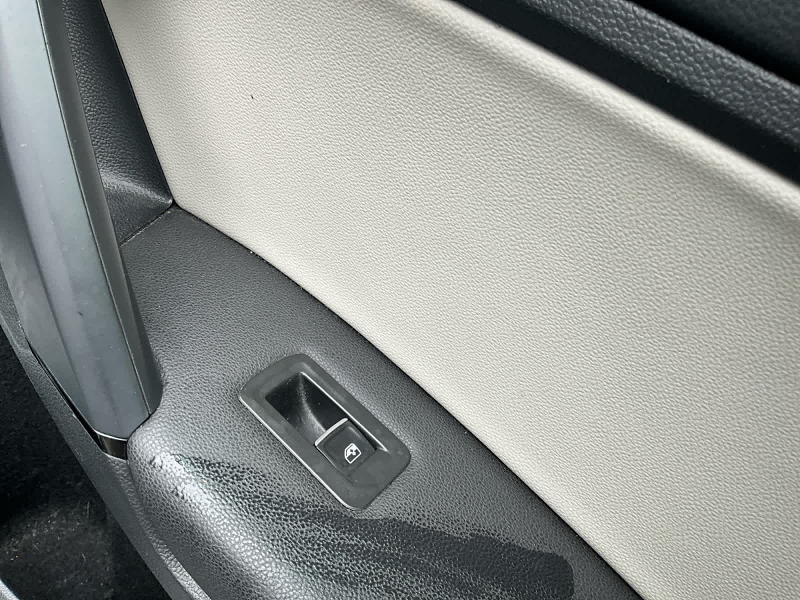 2019 Volkswagen Tiguan SEL R-Line