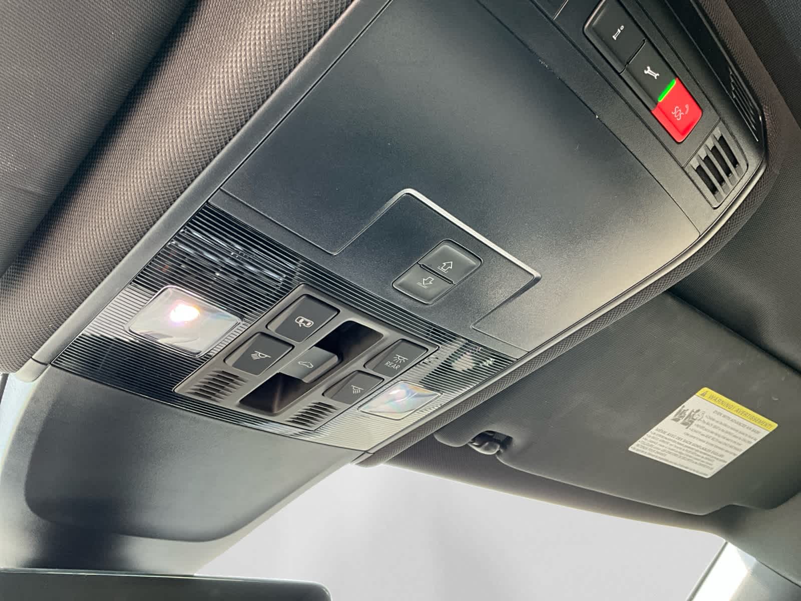 2022 Volkswagen Tiguan SEL R-Line