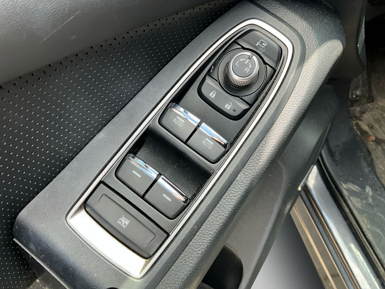 2023 Subaru Ascent Touring