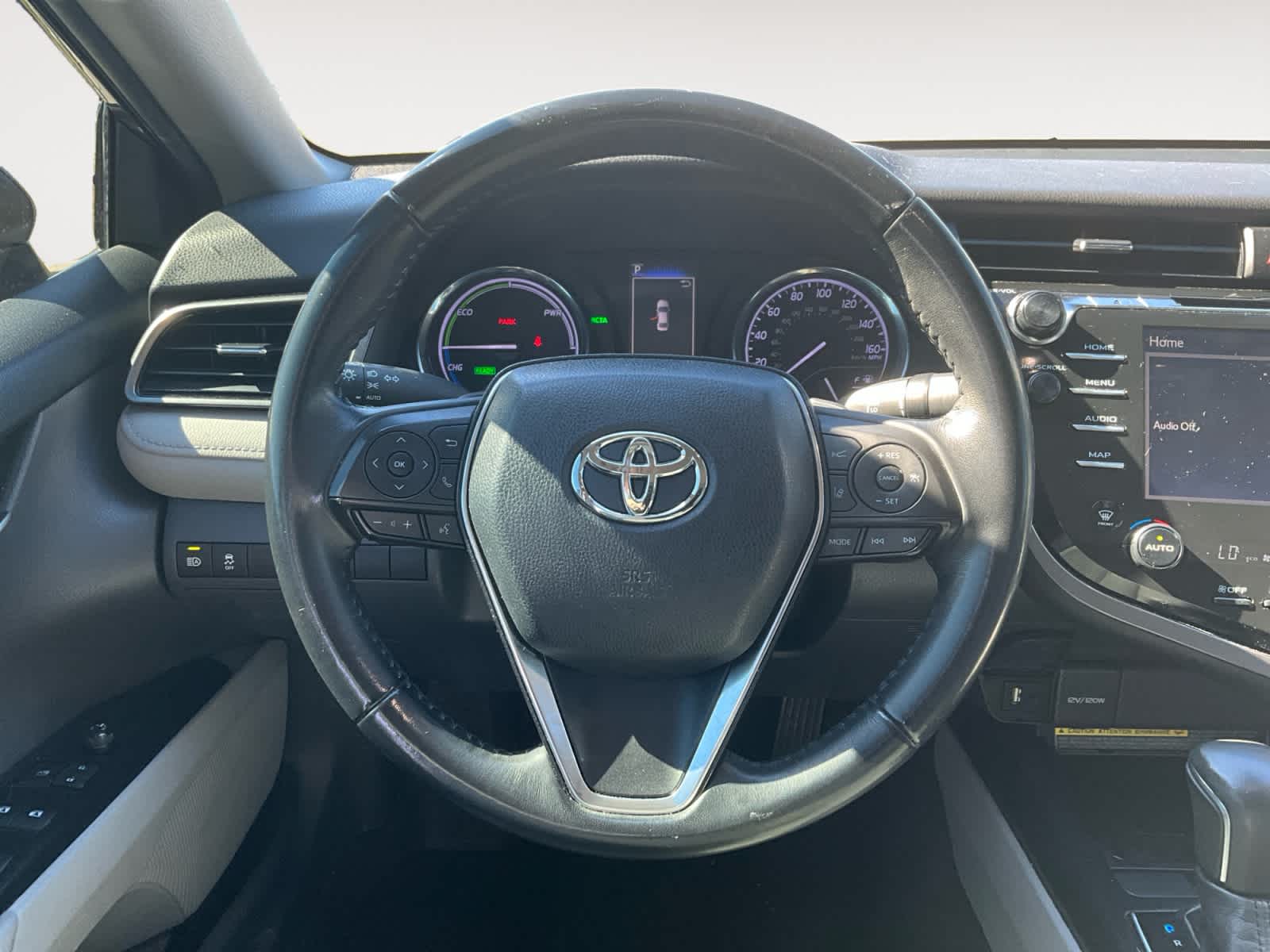 2019 Toyota Camry Hybrid SE
