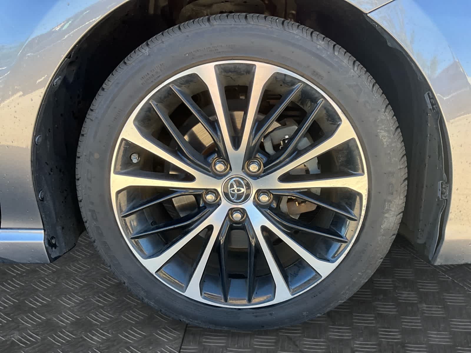 2019 Toyota Camry Hybrid SE