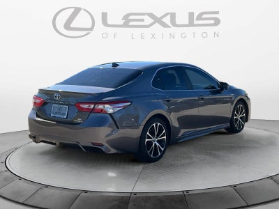 2019 Toyota Camry Hybrid SE