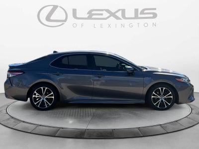2019 Toyota Camry Hybrid SE