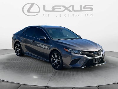 2019 Toyota Camry Hybrid SE