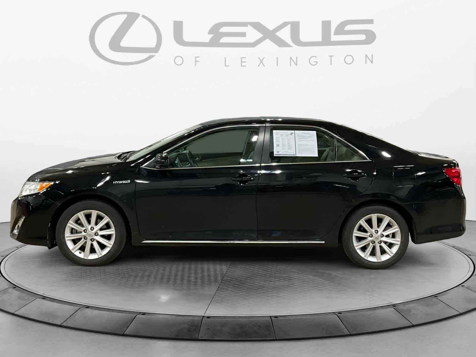 2012 Toyota Camry Hybrid XLE