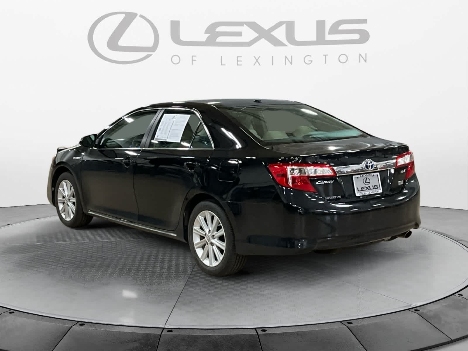 2012 Toyota Camry Hybrid XLE
