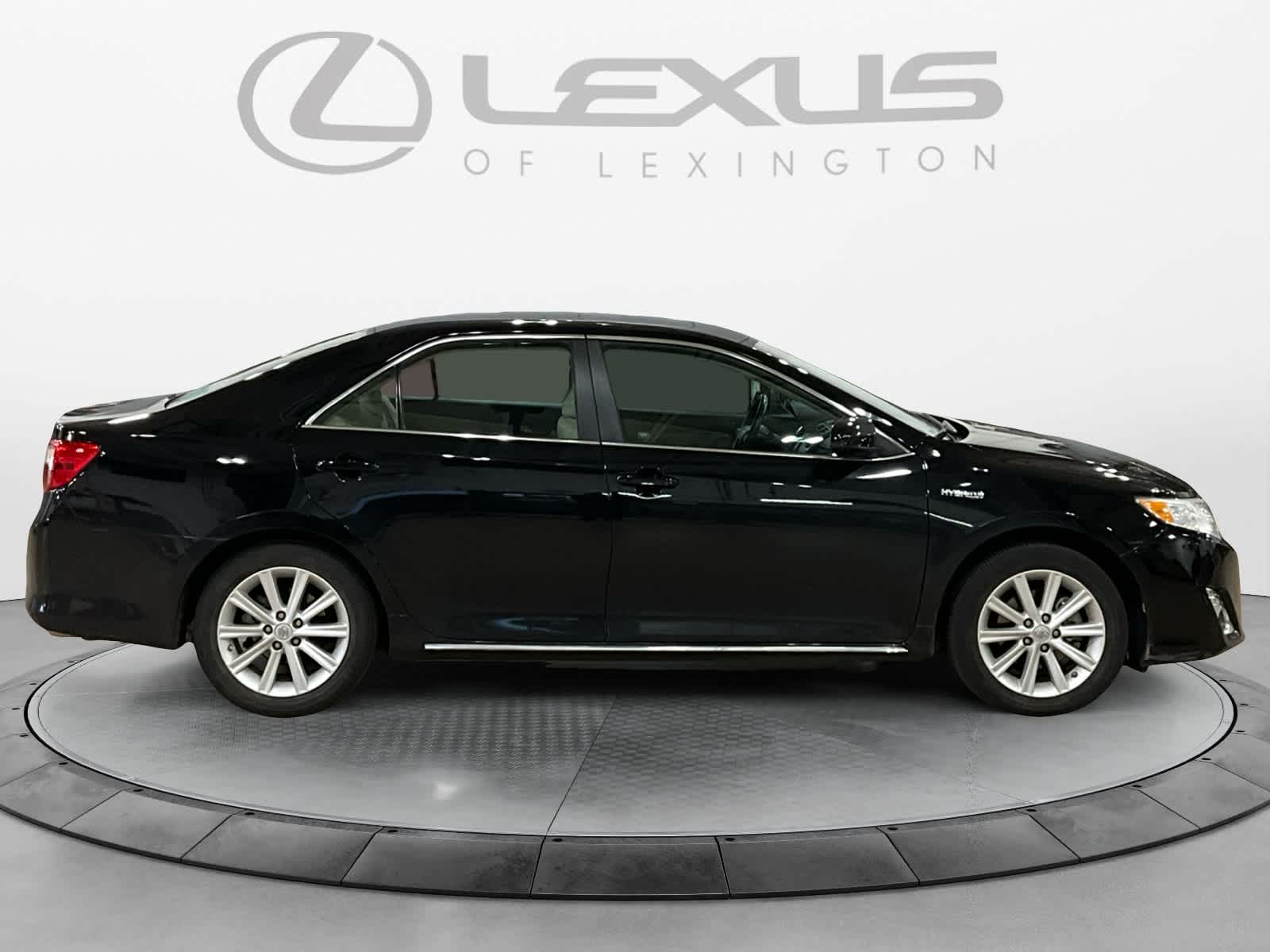 2012 Toyota Camry Hybrid XLE