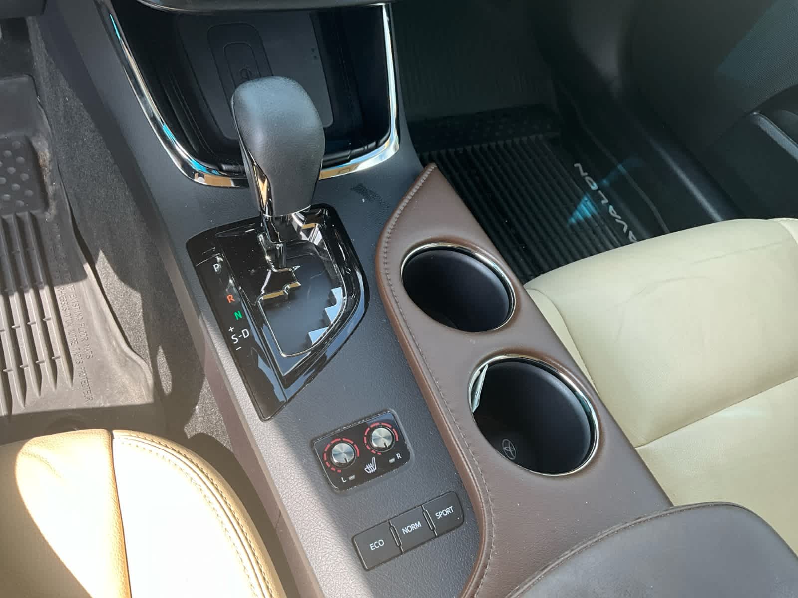 2017 Toyota Avalon XLE Premium