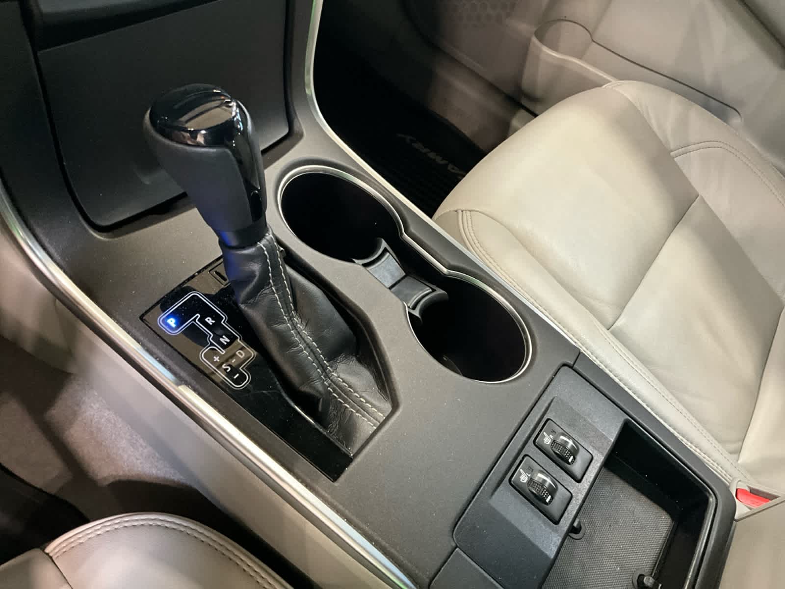 2016 Toyota Camry XLE