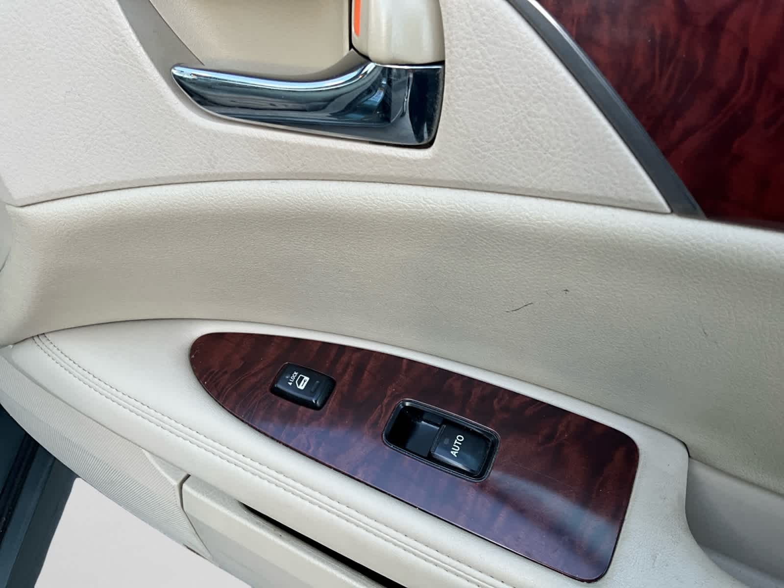2011 Toyota Avalon Limited