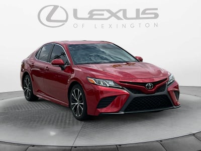 2020 Toyota Camry SE