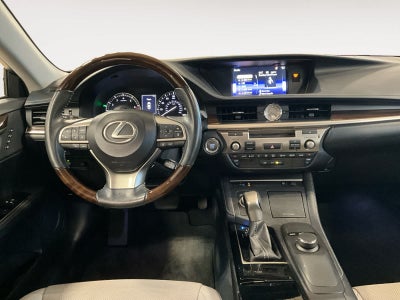2016 Lexus ES 350 4dr Sdn
