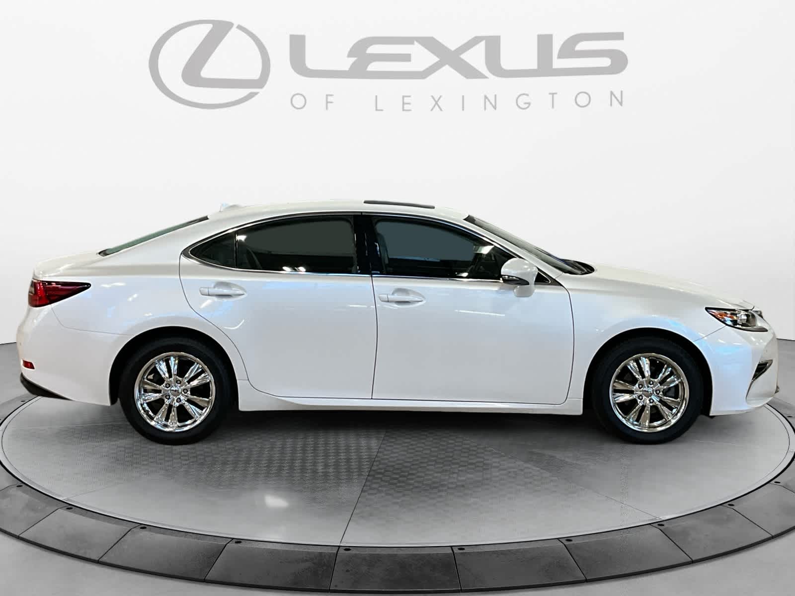2016 Lexus ES 350 4dr Sdn