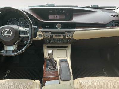 2016 Lexus ES 350 4dr Sdn