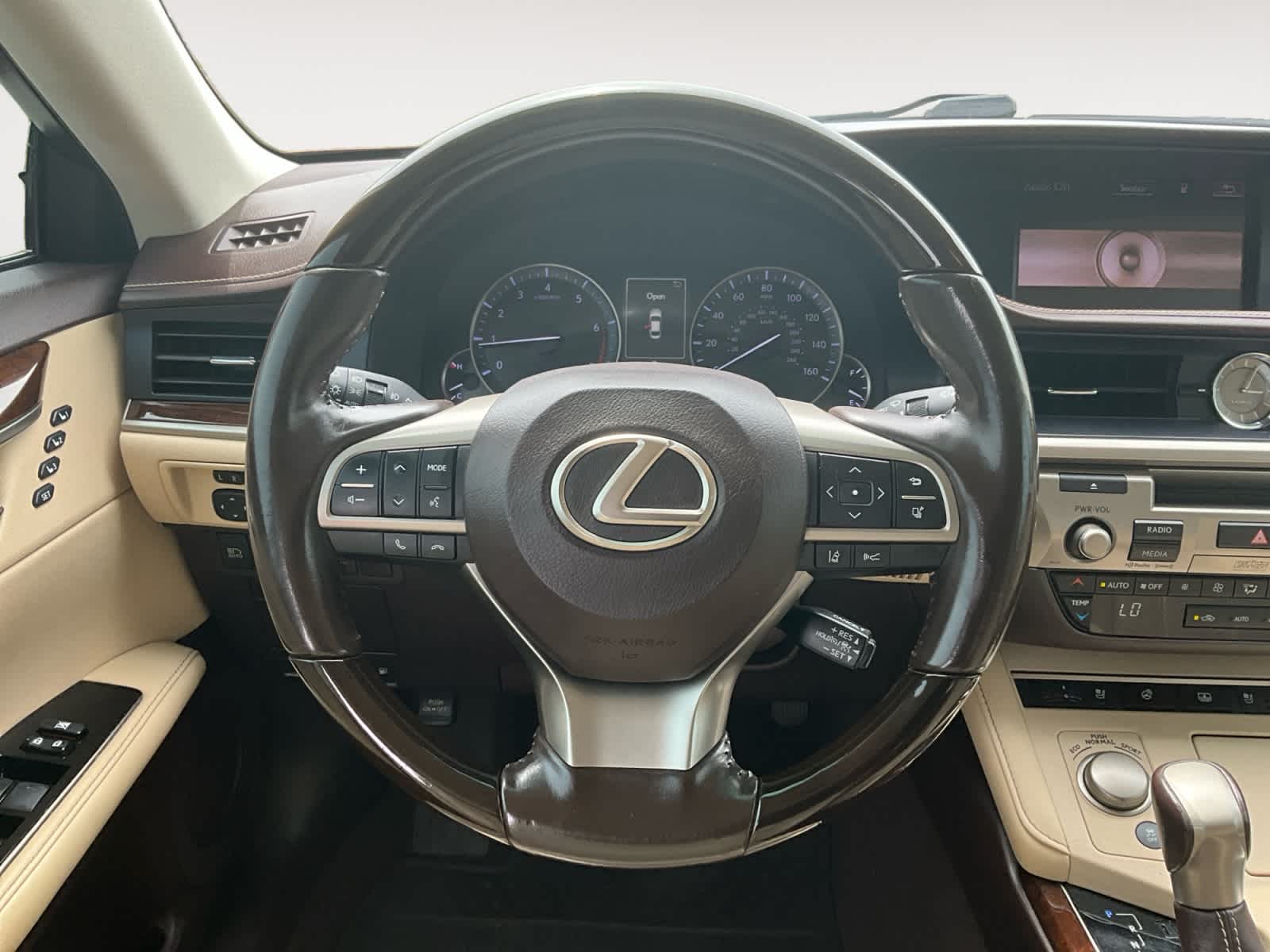 2016 Lexus ES 350 4dr Sdn