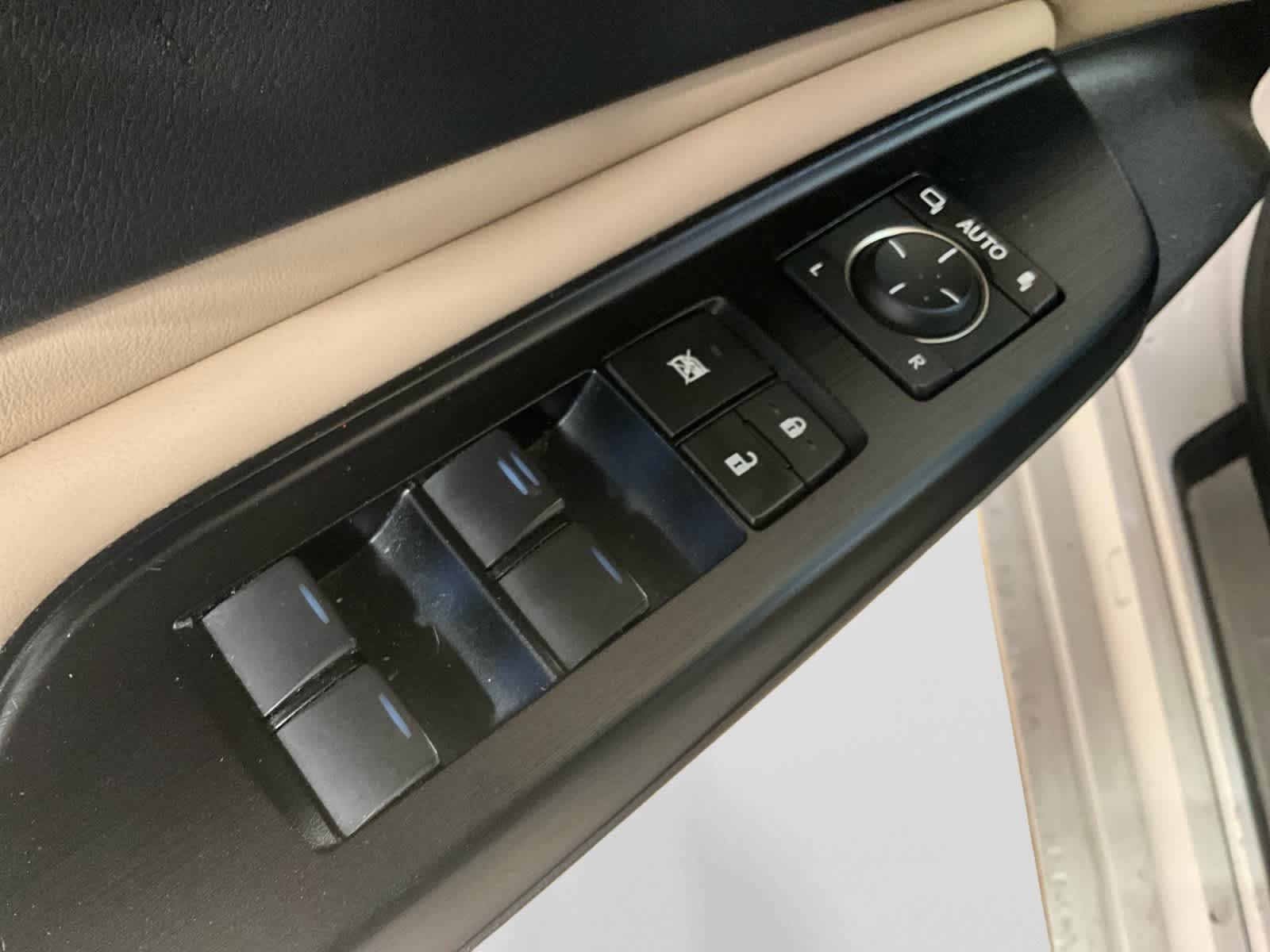 2020 Lexus ES 300h ES 300h