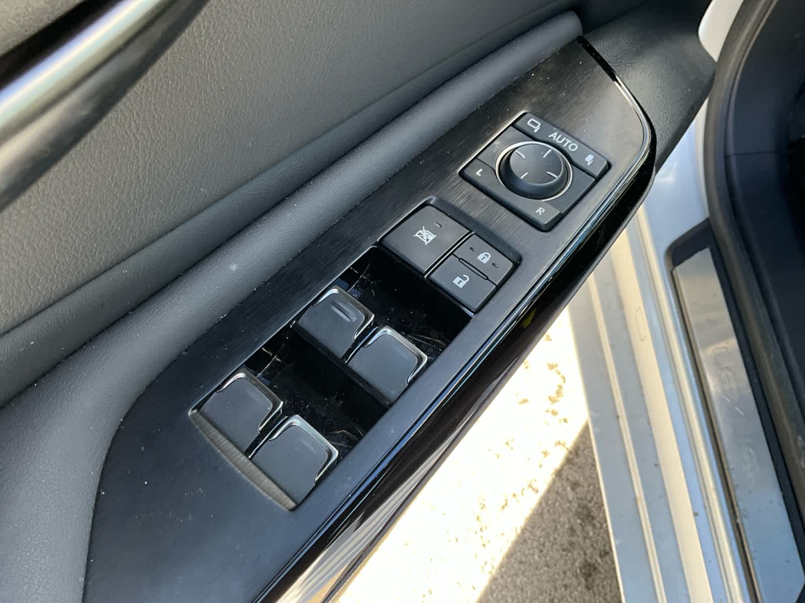 2023 Lexus ES ES 300h