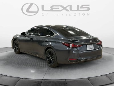 2025 Lexus ES 300h F SPORT Design