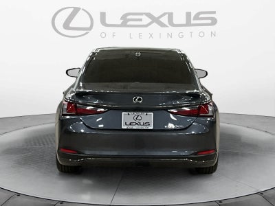 2025 Lexus ES 300h F SPORT Design