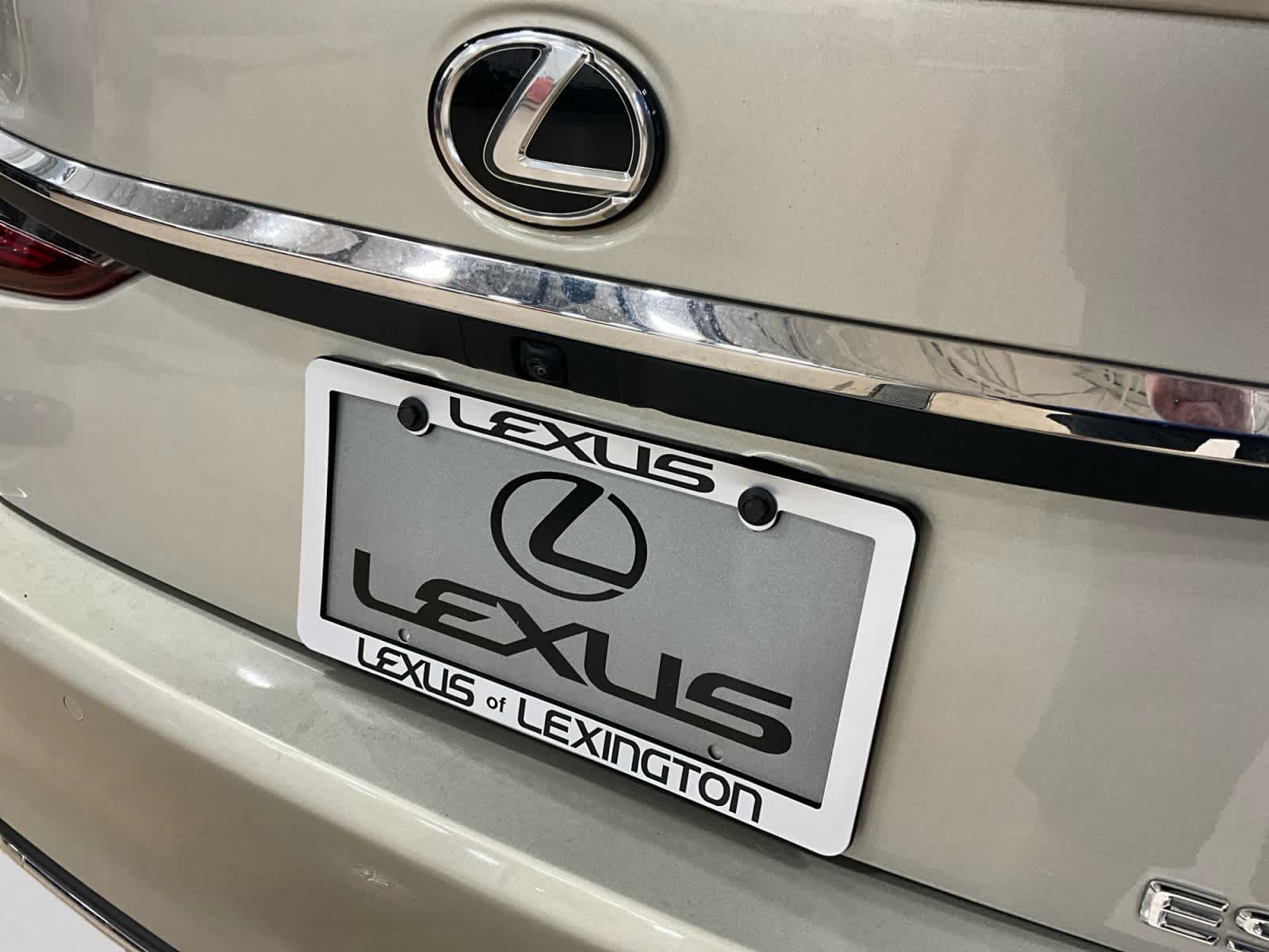 2025 Lexus ES 300h ES 300h