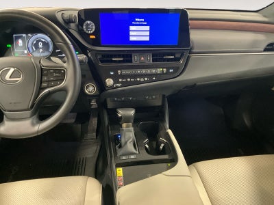 2025 Lexus ES 300h ES 300h