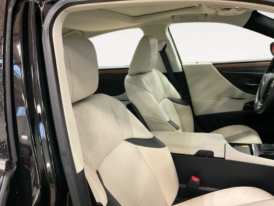 2025 Lexus ES 300h ES 300h