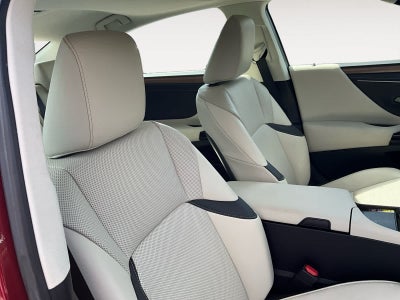 2025 Lexus ES 300h ES 300h