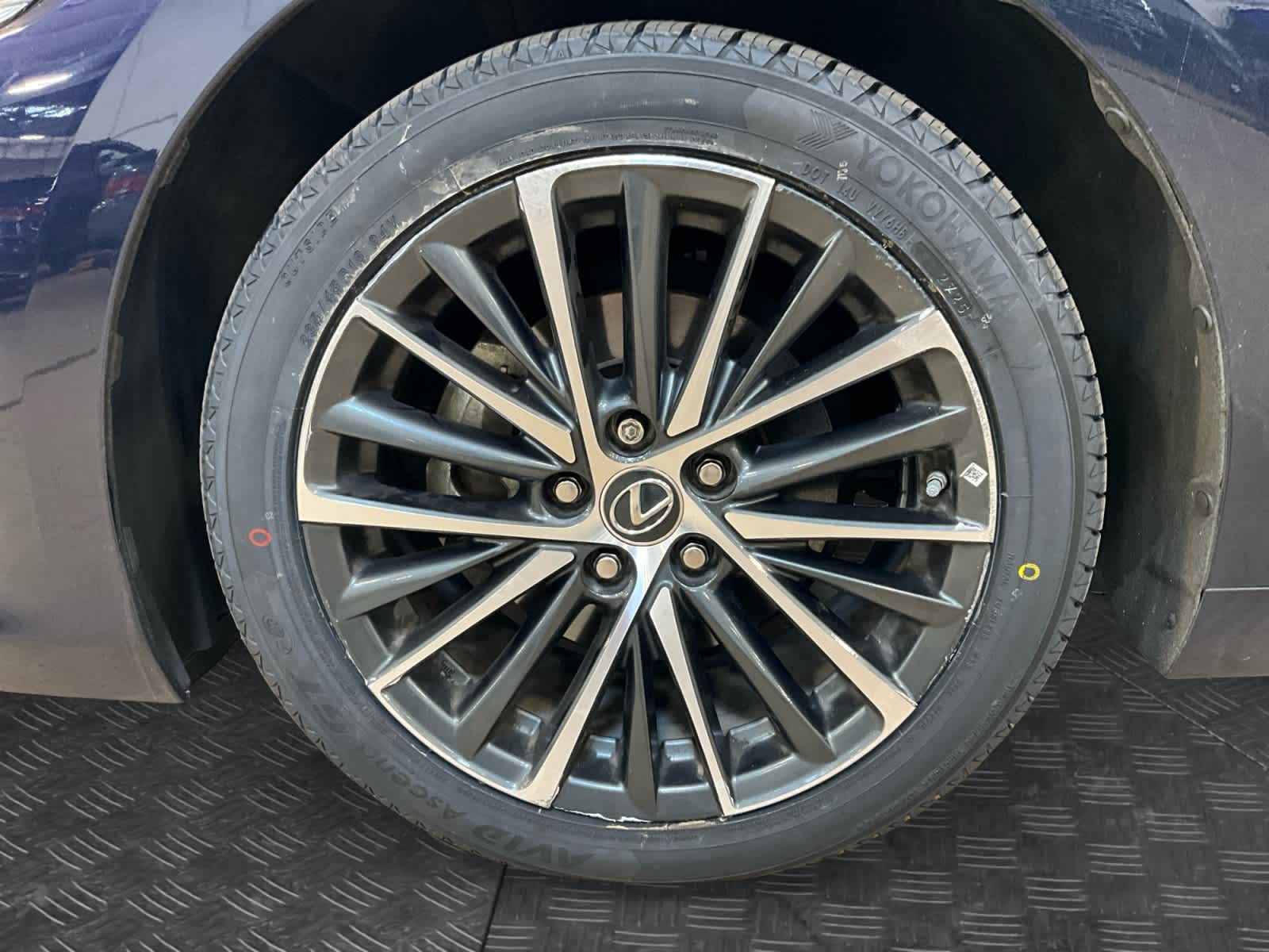 2025 Lexus ES 300h ES 300h