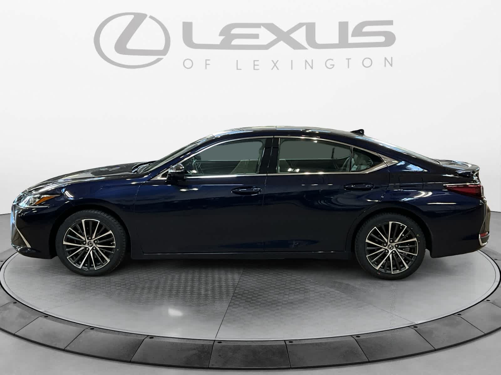 2025 Lexus ES 300h ES 300h