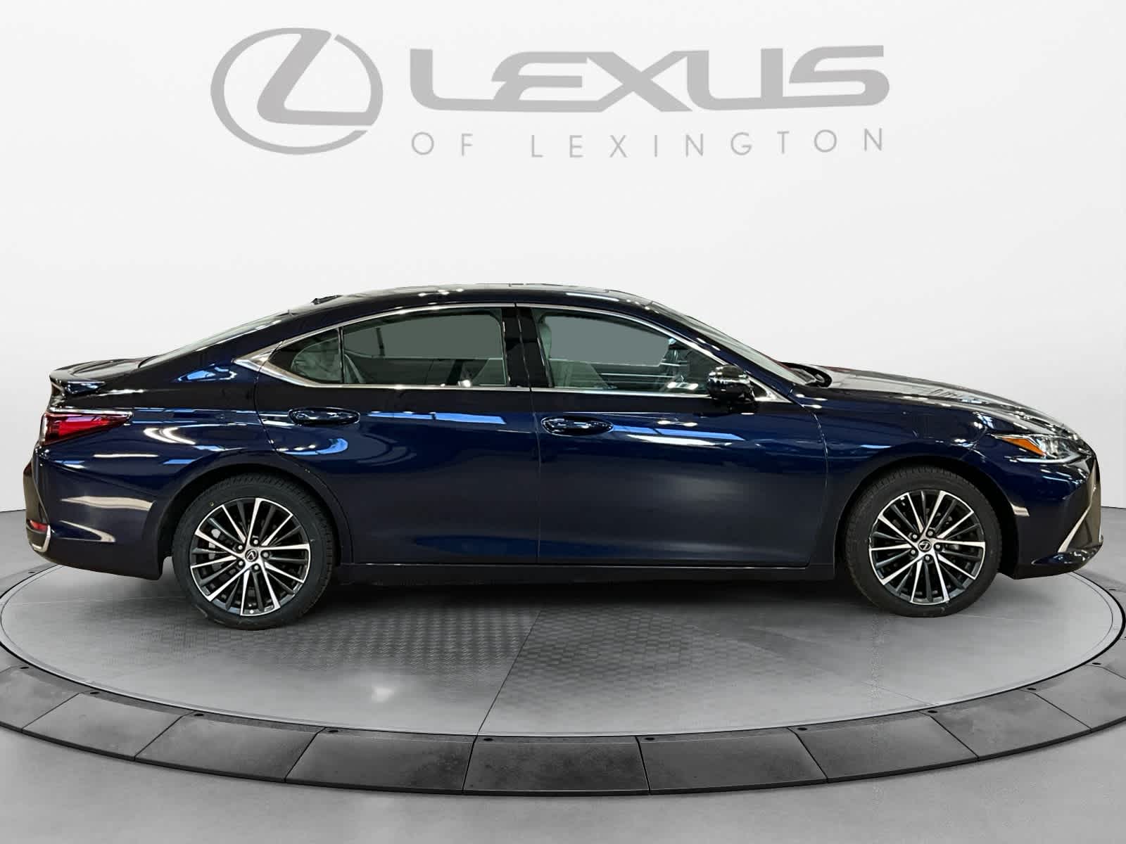 2025 Lexus ES 300h ES 300h