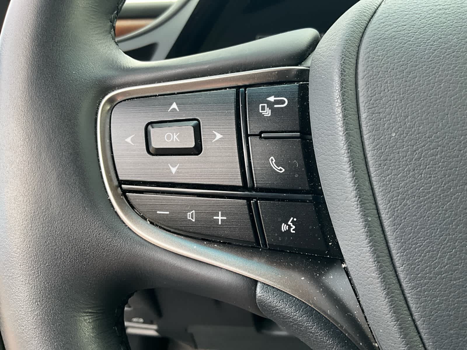 2025 Lexus ES ES 300h