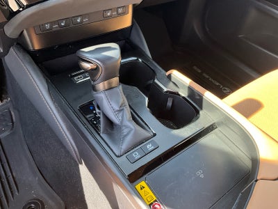 2025 Lexus ES 300h F SPORT Design