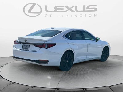 2025 Lexus ES 300h F SPORT Design